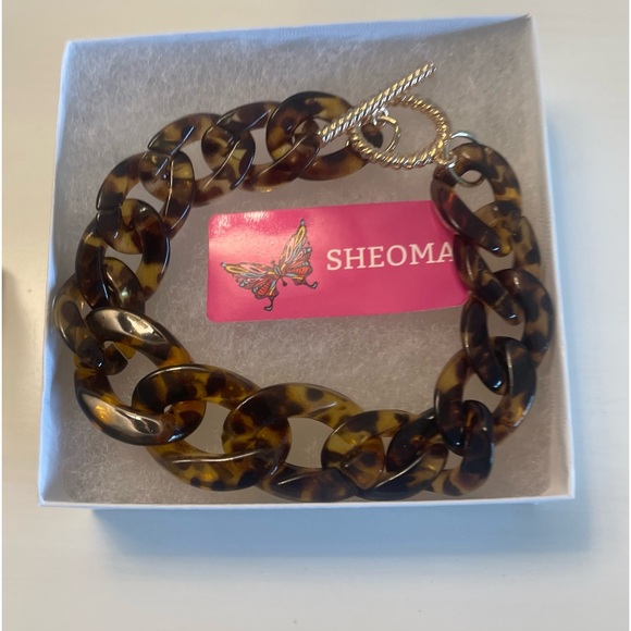 Sheoma Jewelry - Plus Size Tortoise Shell Faux Link Bracelet Toggle Closing